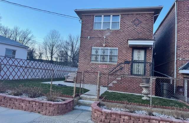 17311 Booth Memorial Avenue