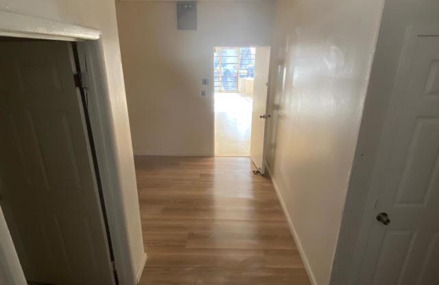 Photo of 427 North 2nd Street - Commercial