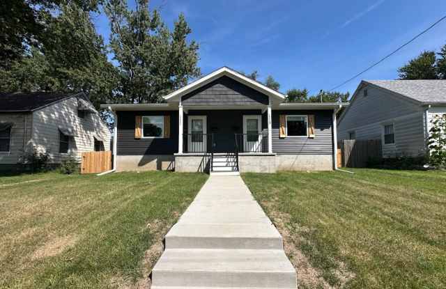 Photo of 2 Bedroom/1 Bath Duplex Available For Rent