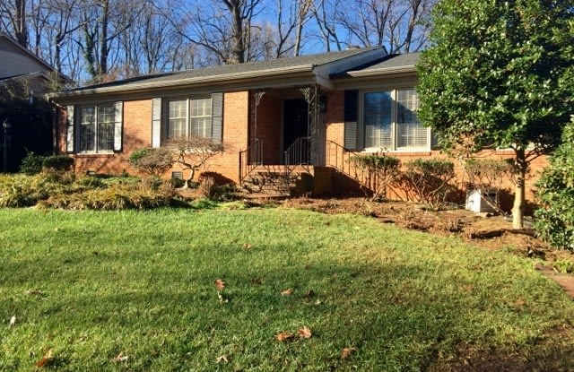 Spacious Brick Ranch w/Finished Basement