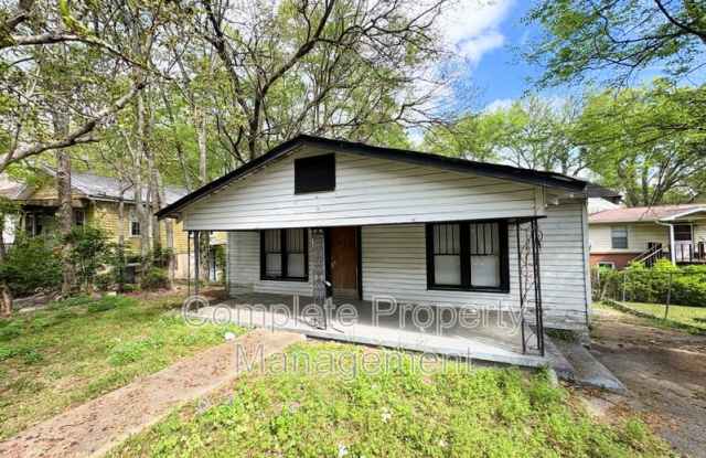 1015 11th Street North