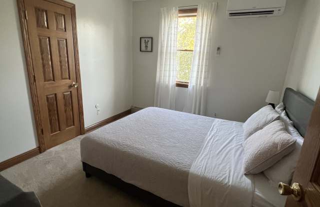 1004 East 5th Street