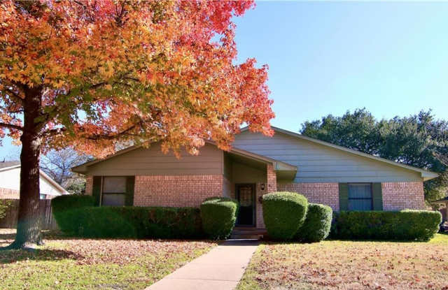 3 Bedroom 2 Bath Home HOUSING ACCEPTED!