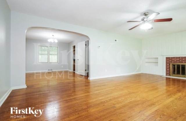 1236 West 24TH Street South