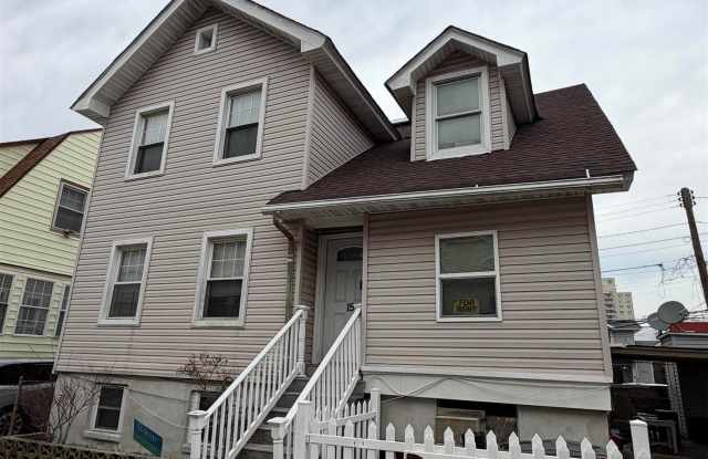 15 N Windsor Ave Ave