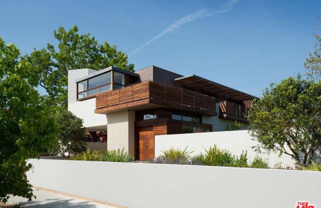2014 Glyndon Ave