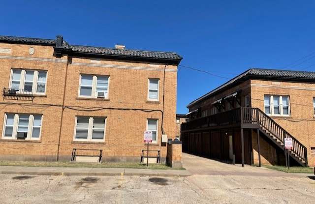 1619 South Van Buren Street - 16