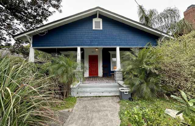 3867 HERSCHEL Street
