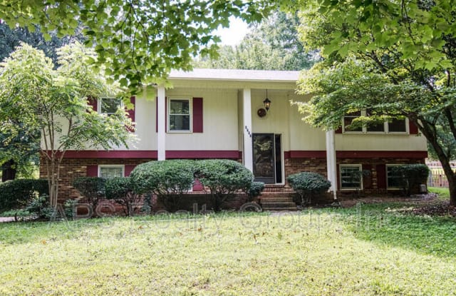 1717 Valley Brook Rd - 1717 Valley Brook Road, Forsyth County, NC 27012