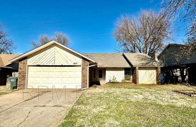 2813 Greenfield Dr