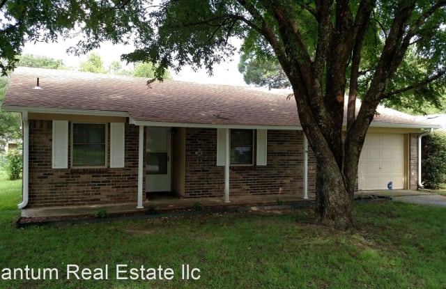 8504 SOUTH 32ND STREET - 8504 S 32nd Ter, Fort Smith, AR 72908