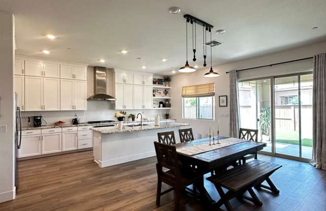 Single-story home in Spring Lake