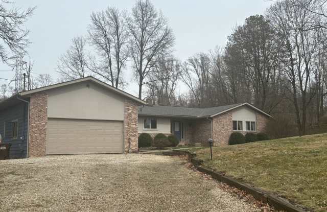 Spacious 3 Bedroom - 439 Meadowview Drive, Summit County, OH 44067