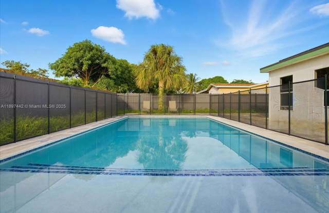 Photo of 6948 NW 8th Court, Margate, FL 33063