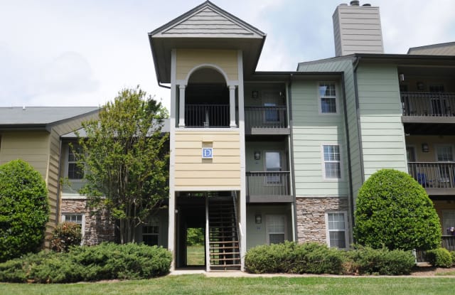 Photo of Goldelm at The Views