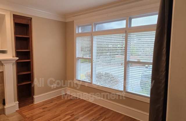 216 Shady Ridge Lane