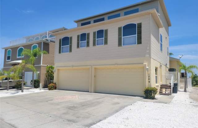 1209 APOLLO BEACH Boulevard