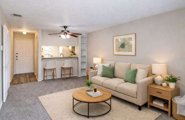 Hidden Oaks Apartments