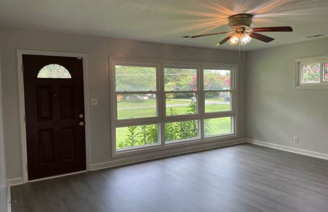 3 BED, 2 BATH HOME LOCATED IN GREENSBORO