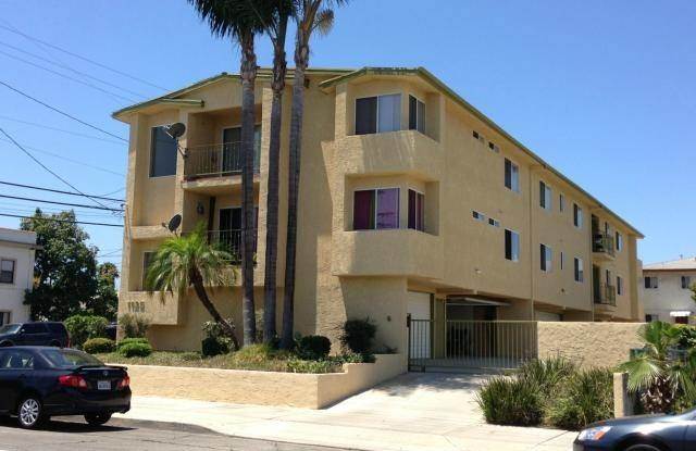 Photo of 1135 S. Grand Ave