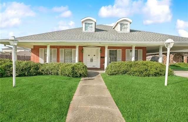 Photo of 1701 LIVE OAK Street