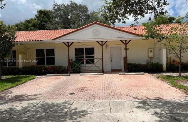 3817 NW 76th Way - 3817 Northwest 76th Avenue, Davie, FL 33024