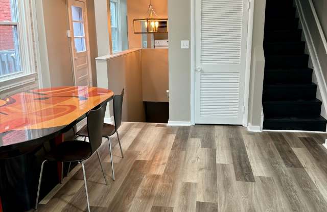 3 bedroom apartment by UC campus!