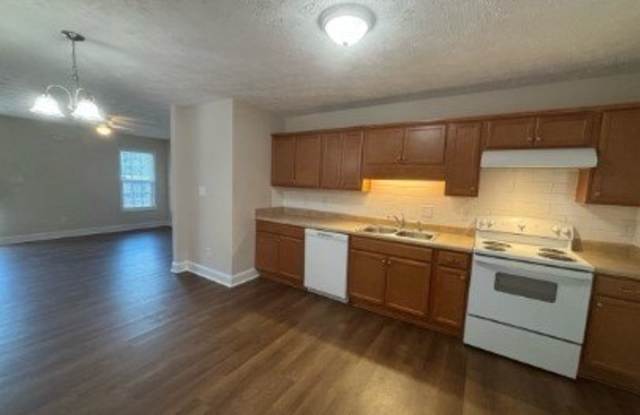 312 E Jenkins Street