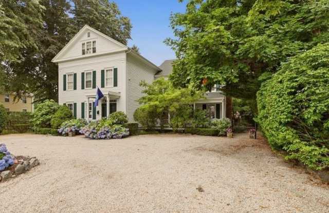 7 Clay Street