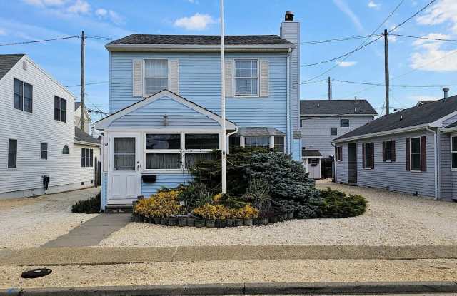 19 Bryn Mawr Avenue