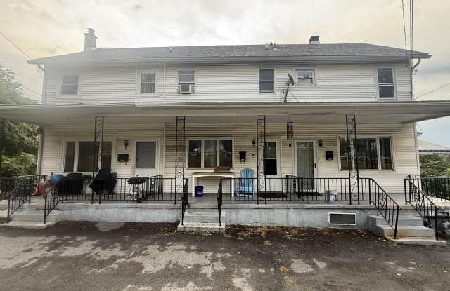 Photo of 1132 Providence Road