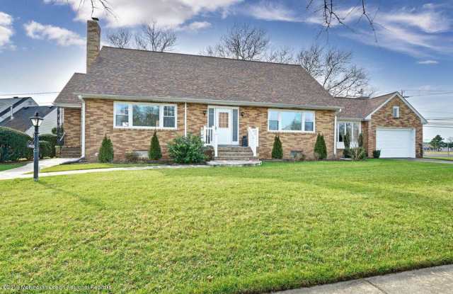 410 Trenton Boulevard