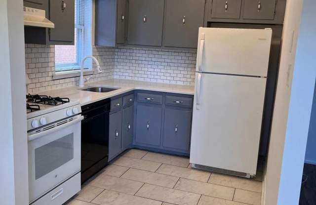 9245 OLD NEWTOWN RD.