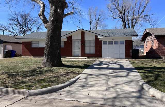 820 Richmond Drive