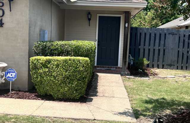 Photo of 1504 Prairie Ln