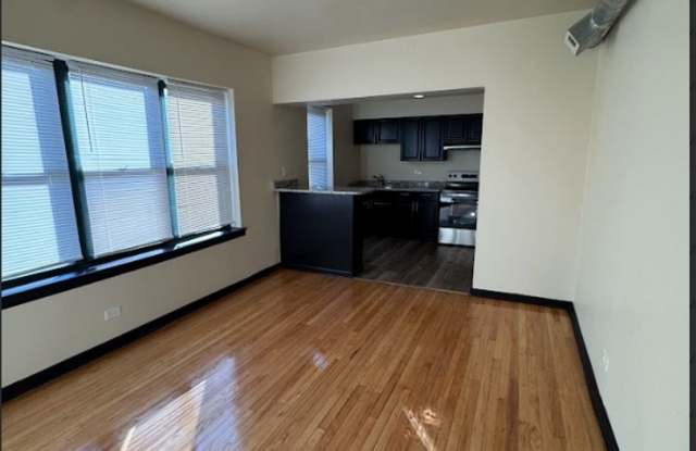 Photo of 8233 South Ingleside Ave