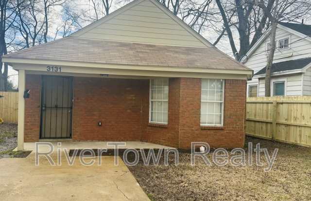 3131 Faxon Ave