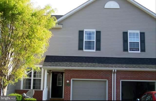 Photo of 414 NOTTINGHAM Lane