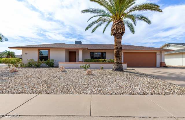 20439 N SKYLARK Drive