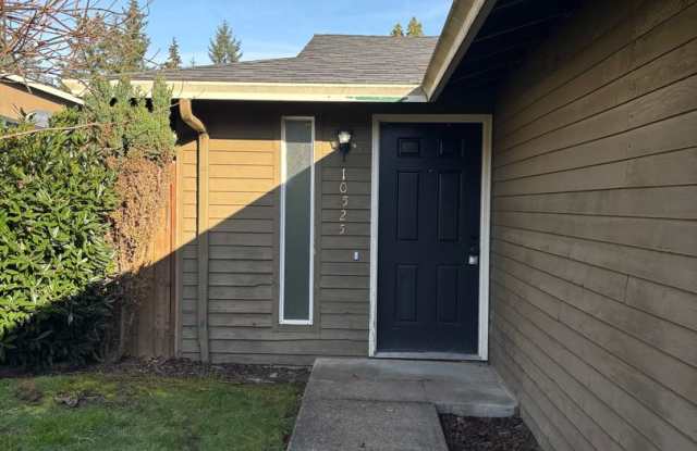 Remodeled Unit in a 4 Plex Located in a Desirable Area of Wilsonville