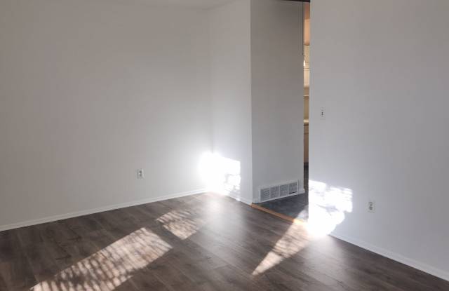 326 W. Harvard Drive