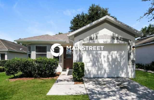 523 Scarlet Maple Court