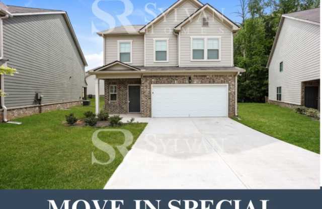 140 Avonwood Circle - 140 Avonwood Circle, Locust Grove, GA 30248