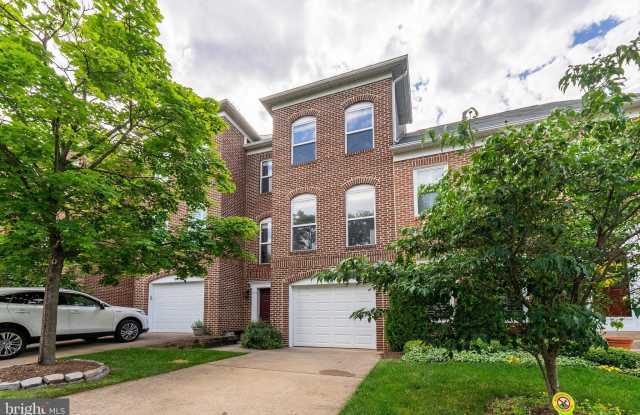 12081 EDGEMERE Circle