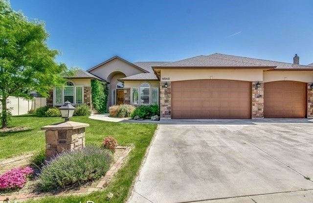 4542 W. Crowley