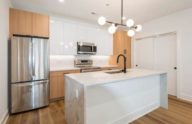 1434 West Fillmore St.