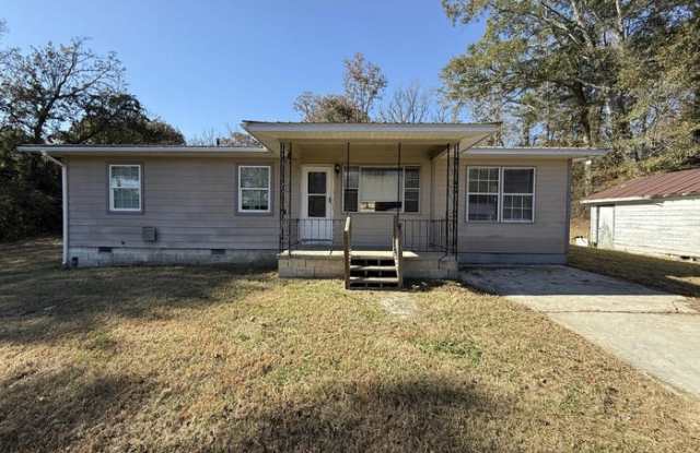 Photo of 2907 Lakeside Drive