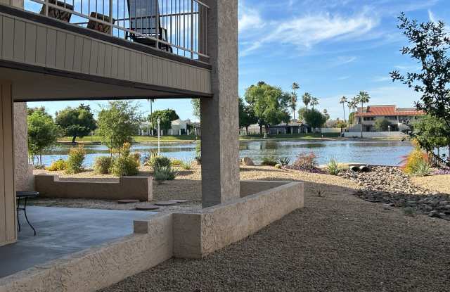 On the Lake, 2 Bed, 2 Bath, Great Views!