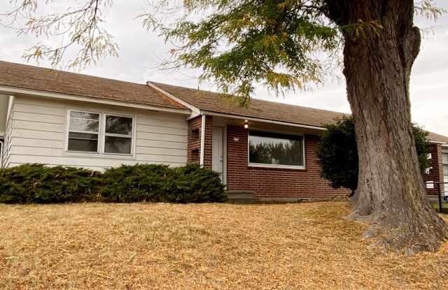 Photo of Freshly Updated Duplex Unit