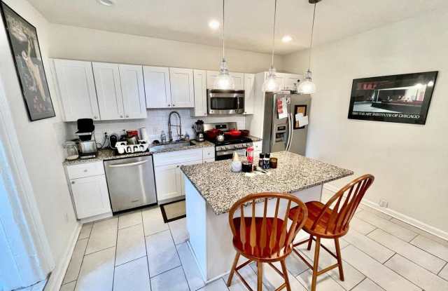 130 GREEN Lane unit: 1